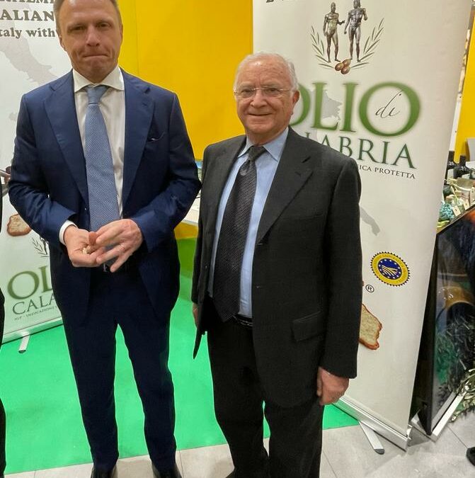 Olio Capitale, grandi apprezzamenti per Olio di Calabria Igp