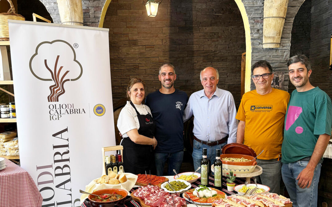 I Giorni dell’Olio: tappa a Tiriolo presso l’Azienda Fratelli Rotella Olii